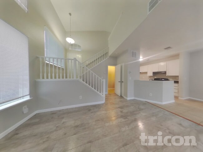 Photo - 5348 Catanzaro Way