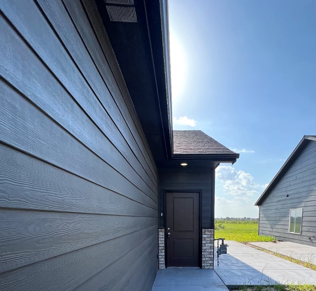 Photo - 13513 Haskell Ct