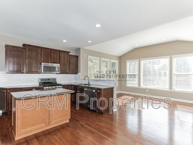 Photo - 13052 Whitten Dr N