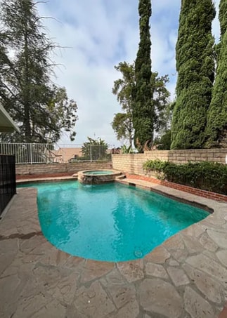 Photo - 18406 Tuba St