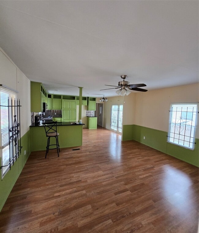 Photo - 8779 Pin Oak Dr