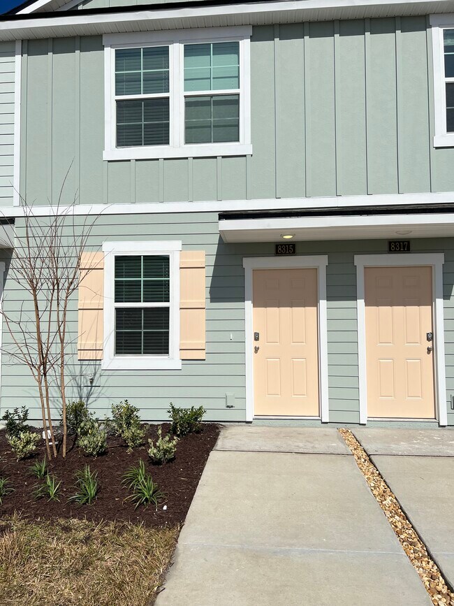 Photo - 8315 Zenith Cir