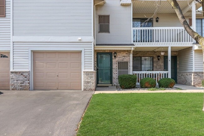 Photo - 7106 98th Ave