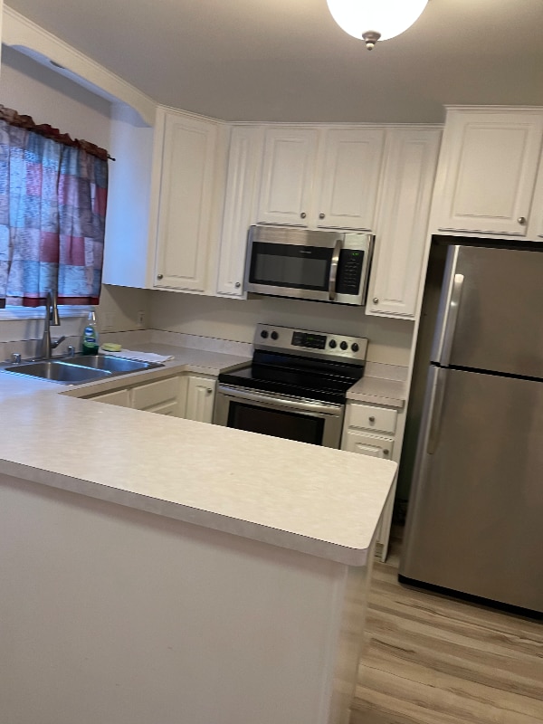 Building Photo - 2413 Brentwood Pkwy