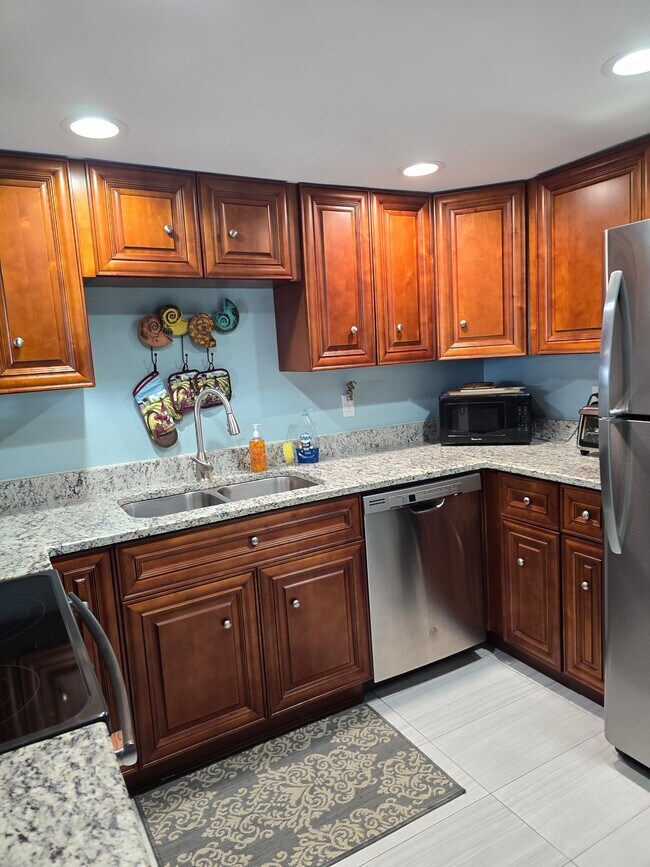 6161 Gulf Winds Dr Unit 251