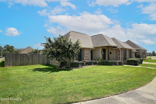 Photo - 1101 Christopher St