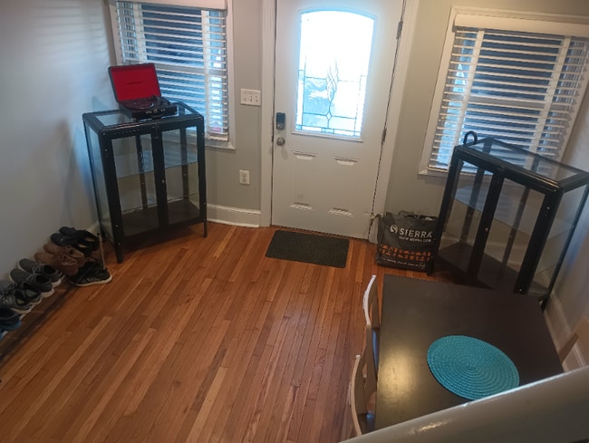 Photo - 718-713 13th St NE