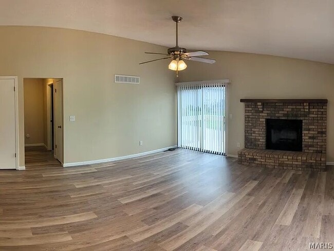 Photo - 48 Ramona Dr