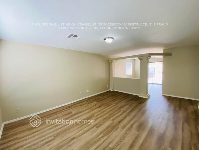 Photo - 250 Dakota St