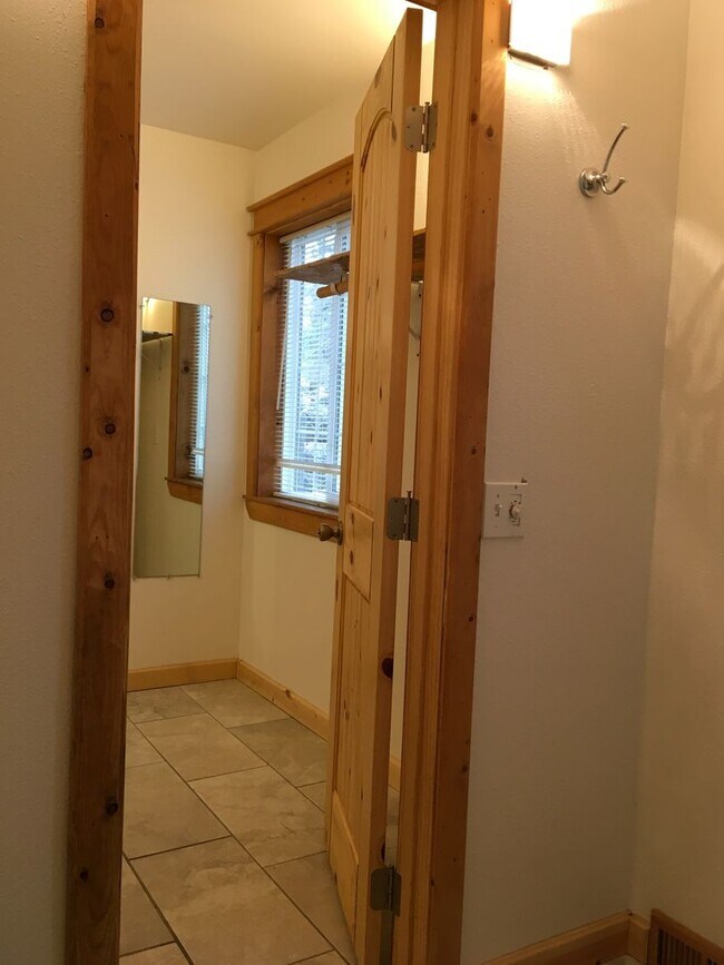 Deschutes River Woods STUDIO! Rental House Rental in Bend, OR