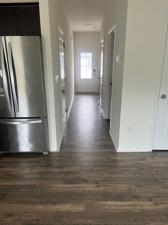 Photo - Brand New Townhome – Modern Comfort & Conv...