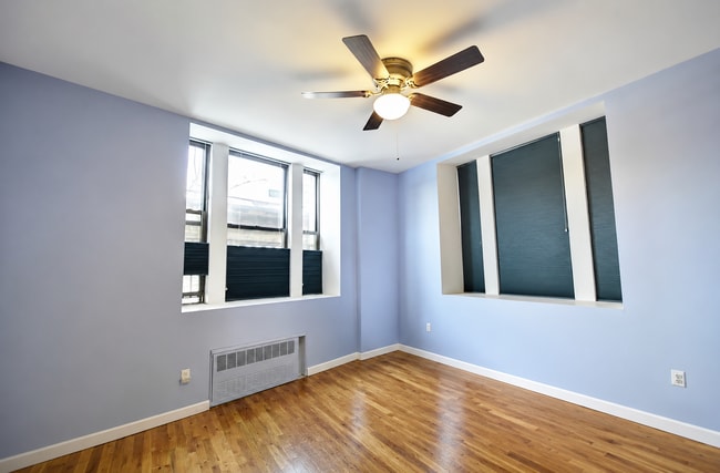 Photo - 725 Riverside Dr Unit GA