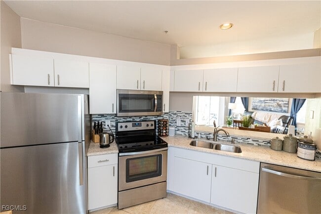 Photo - 12081 Summergate Cir Unit 104