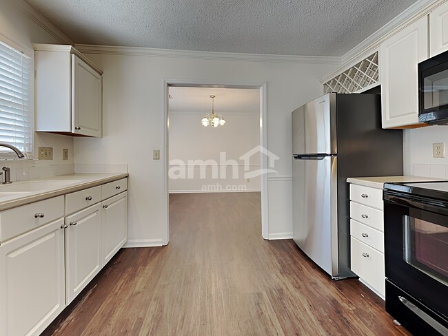 Photo - 3234 Sparrowhawk Dr