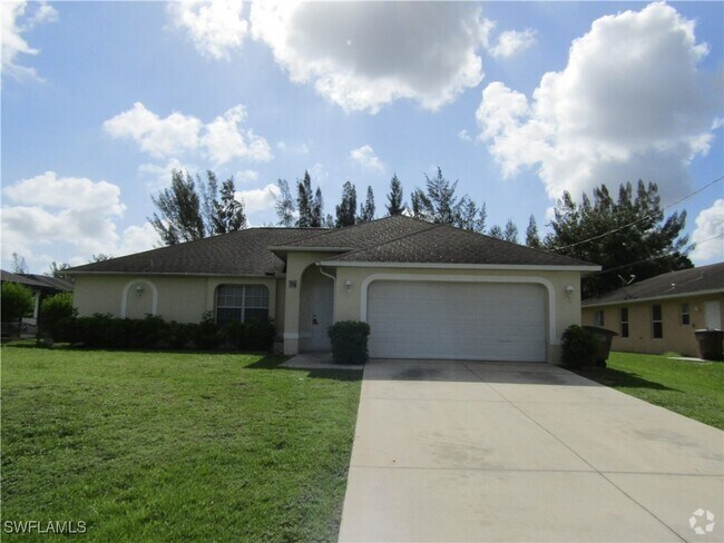 Building Photo - 1529 SW 15th Pl Rental