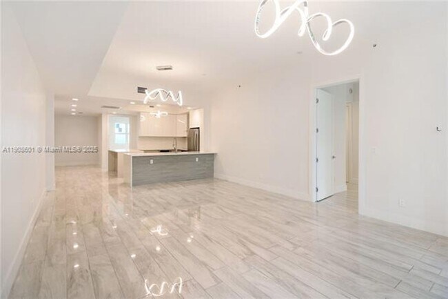 Photo - 14951 Royal Oaks Ln Apartment Unit 14951 Royal Oaks Ln  107