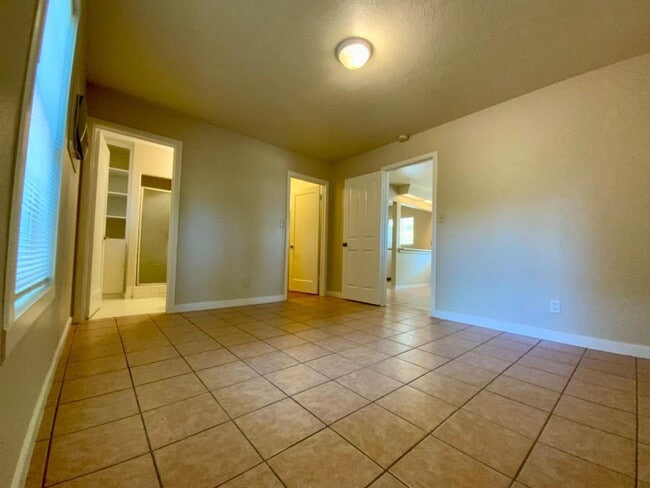 Photo - Absolutely ADORABLE 2/2!!  Please read ent...