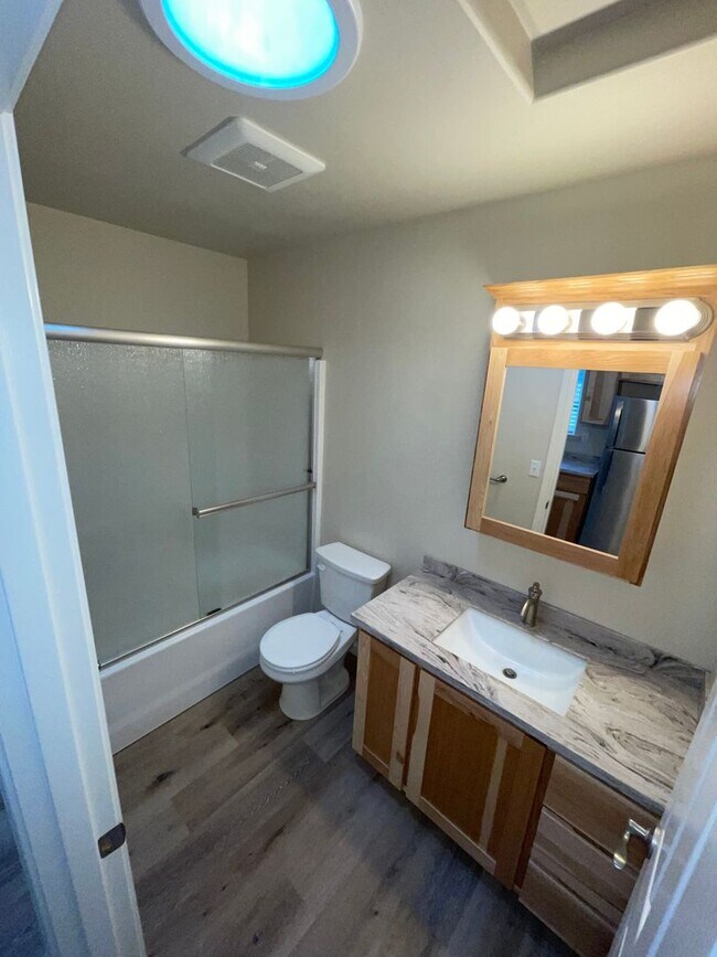 Photo - 1120 Chelsea Wy