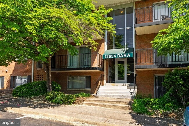 Building Photo - 12654 Dara Dr Unit 104 Rental