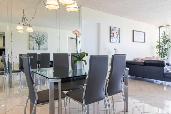 Photo - 3701 N Country Club Dr Unit 1004