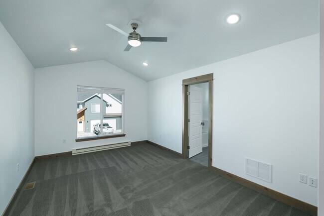Building Photo - 56 Bourbon Lane Unit C