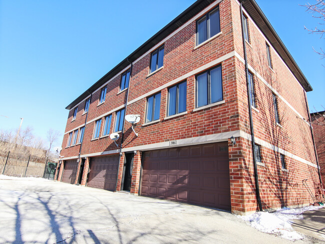 Photo - 3906 W 51st St Townhome