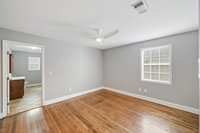 Building Photo - 5314 Angelo St