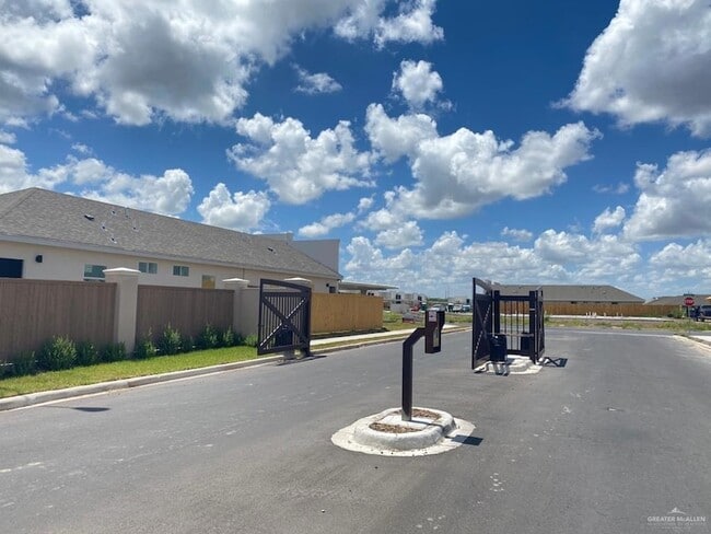 Photo - 3408 Sahara Dr Unit 1