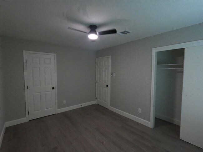 Photo - 6622 Cobalt St