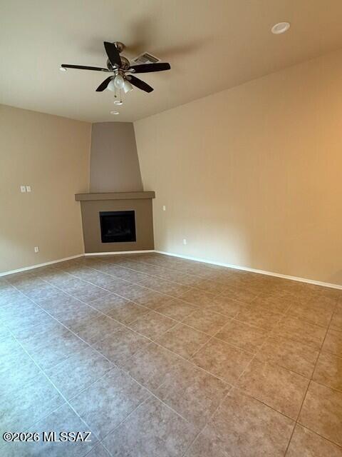 Photo - 1108 Lombard Way