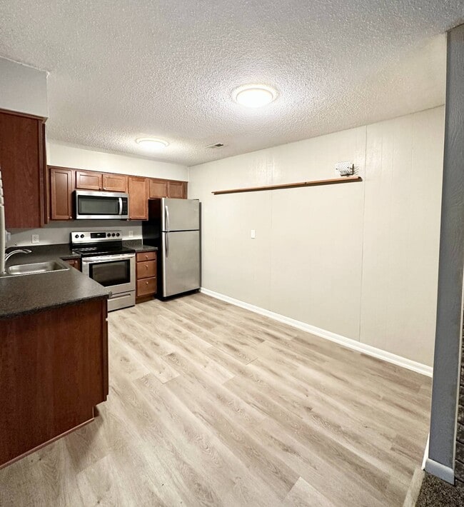 Photo - 1552 Helderberg Ave