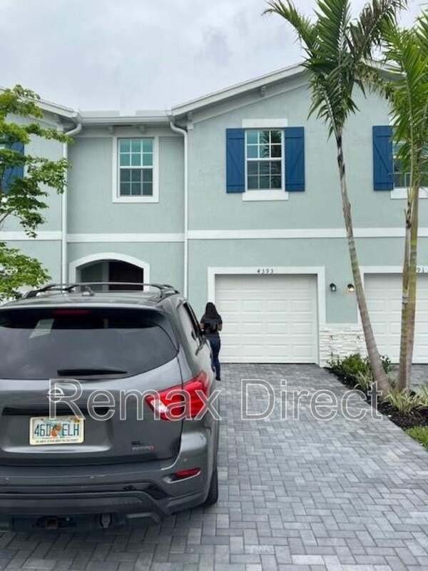 Photo - 4393 Hammock Grove Dr