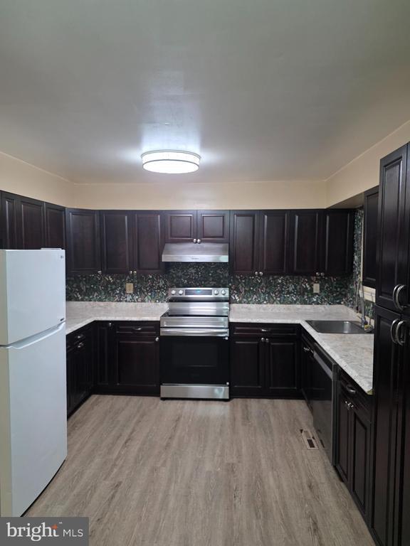 Photo - 9629 Hadleigh Ct
