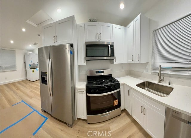 Photo - 18658 Runnymede St