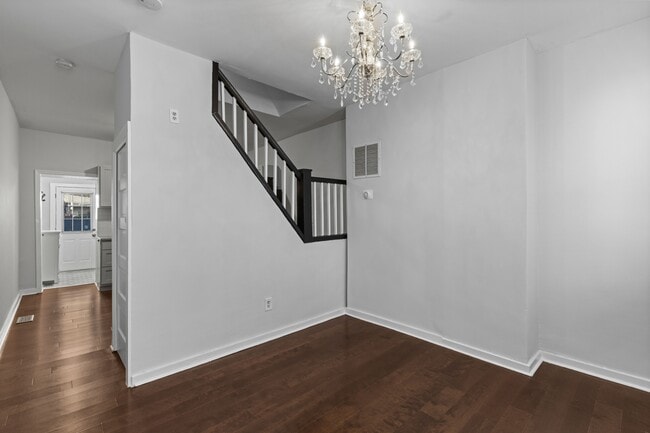 Photo - 1423 Olive St