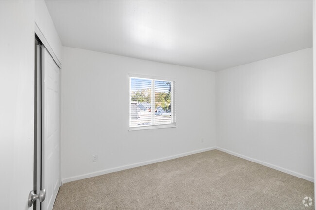 2BR, 1BA