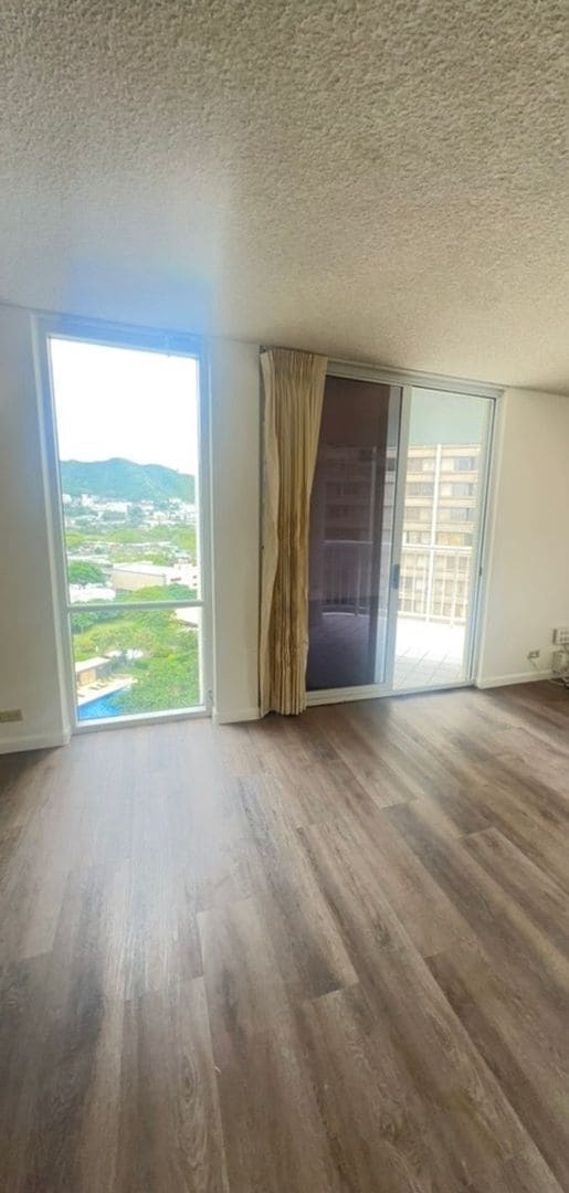 Photo - HONOLULU PARK PLACE - Newly Renovated Spacious 1 Bedroom, 1 Bathroom, 1 Parking & Lanai!