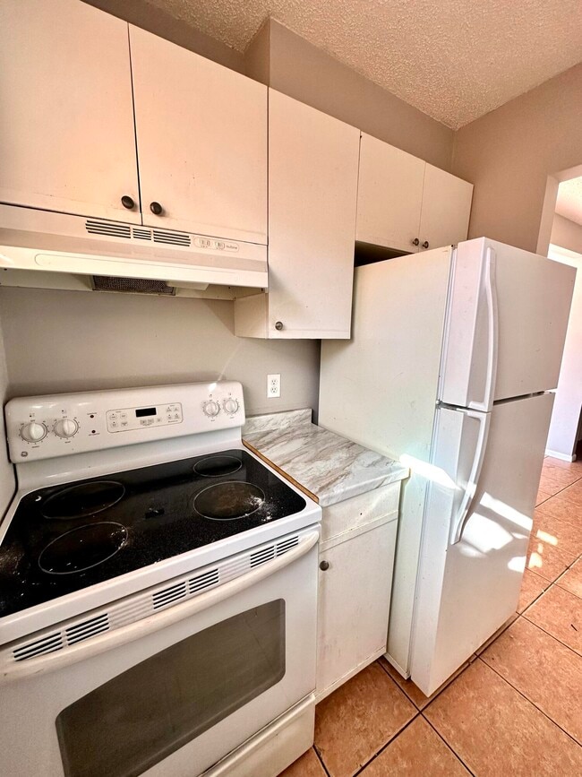 Photo - 1417 N Federal Hwy Apartment Unit 2