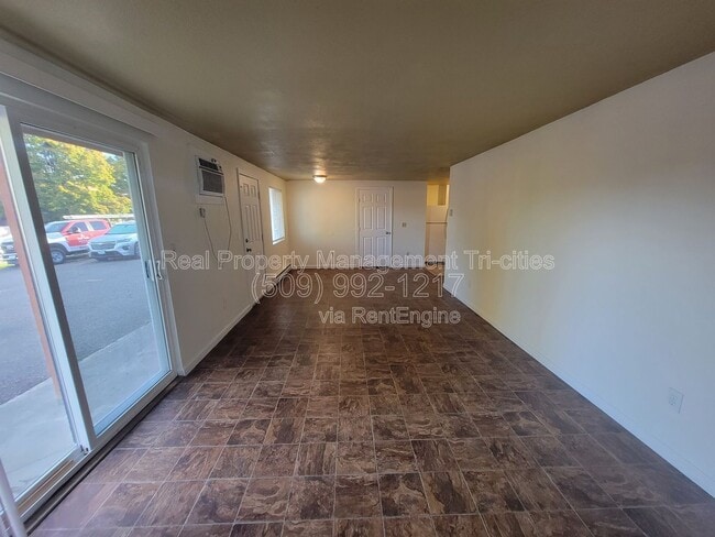 Photo - 3401 W 1st Pl