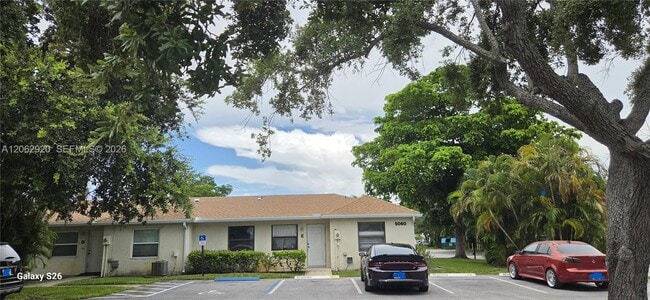 Building Photo - 5060 Sanctuary Way