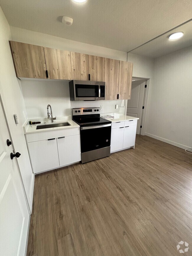 Building Photo - 404 E 5600 S Unit 307 Rental
