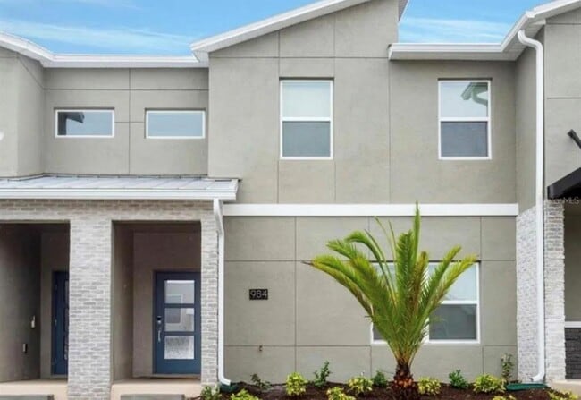 Building Photo - 984 Leader St