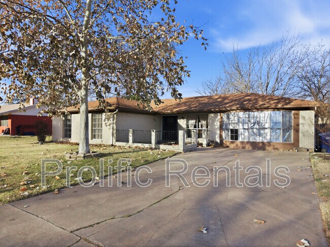 Photo - 610 Creek St