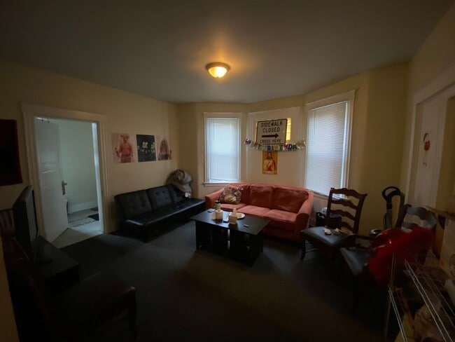 Photo - 430 Southview Ave