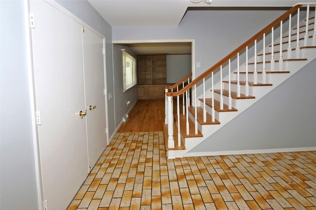 Photo - 12901 Fernway Ln