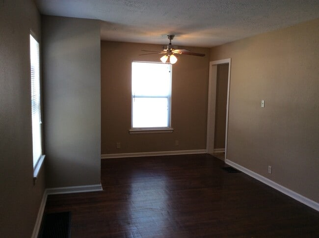 Photo - Irvington 2 bedroom home