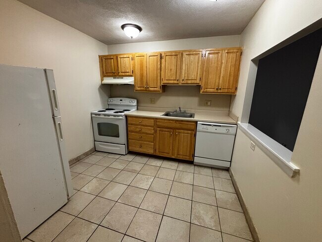 Photo - 71 Gardner St