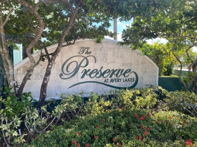 Building Photo - 4090 N Pine Island Rd Unit 313