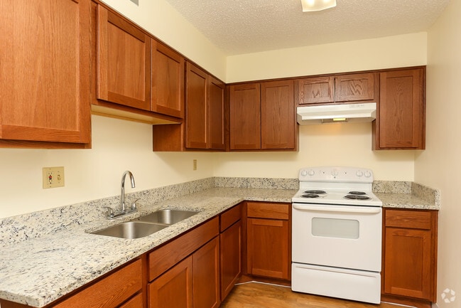 Central Manor Apartments