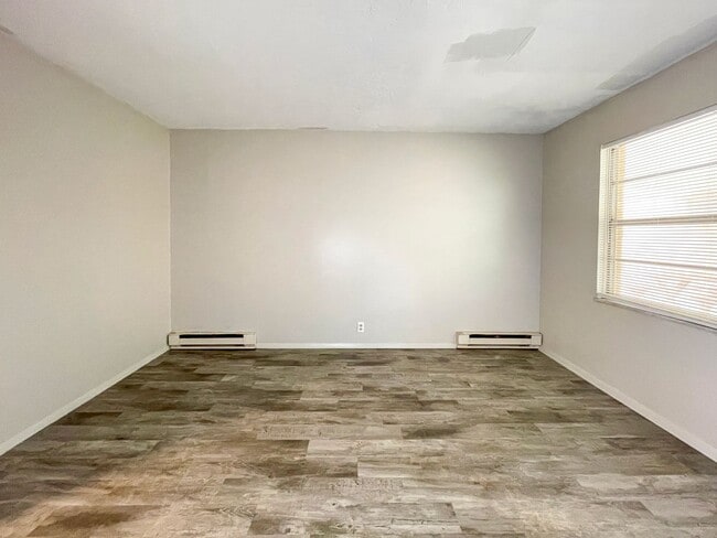 Photo - Close to Campus and McGalliard Road Unit Apt. 02